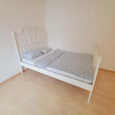 5-bed Huge Flat In - Schurgi - Self Checkin * Zürich