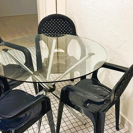 5-bed Huge Flat In - 4 Bedrooms Schurgi Apartment