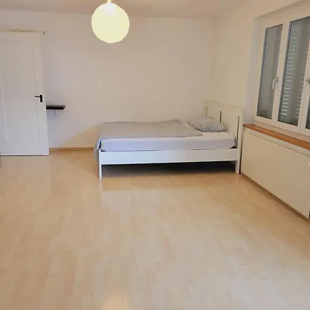 5-bed Huge Flat In - Schurgi - Self Checkin *